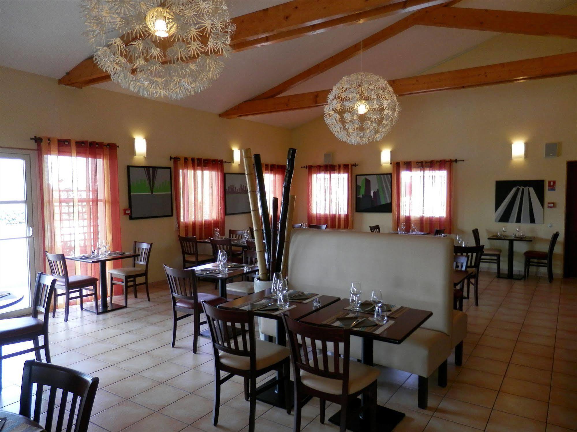 Everhotel Route64 Tarbes-Ibos 2*